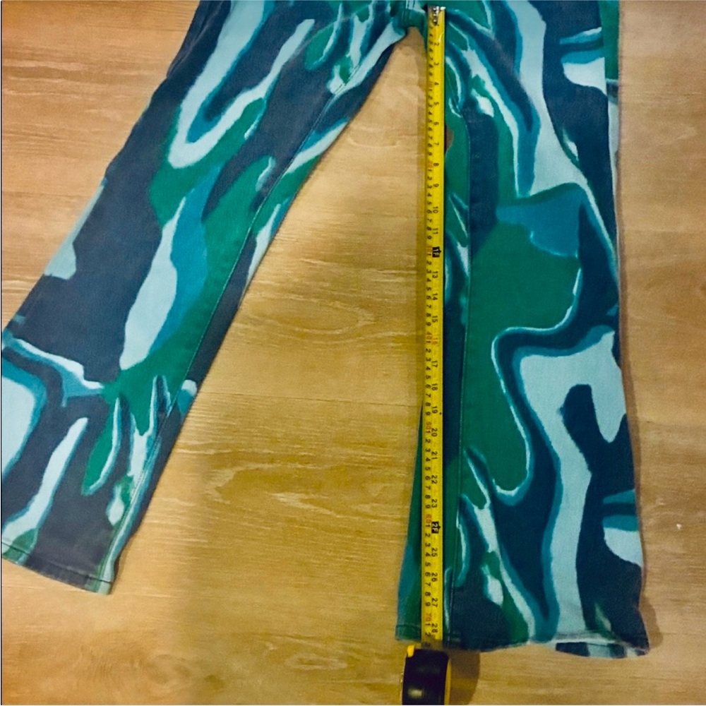 Wide Leg Printed Denim Jeans - Picture 3 of 7